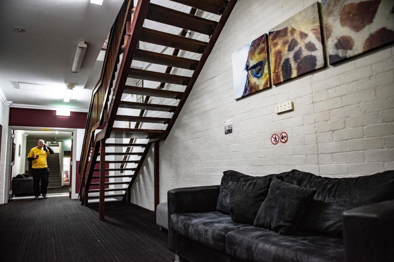 The Emperors Crown Hostel Perth Exteriér fotografie