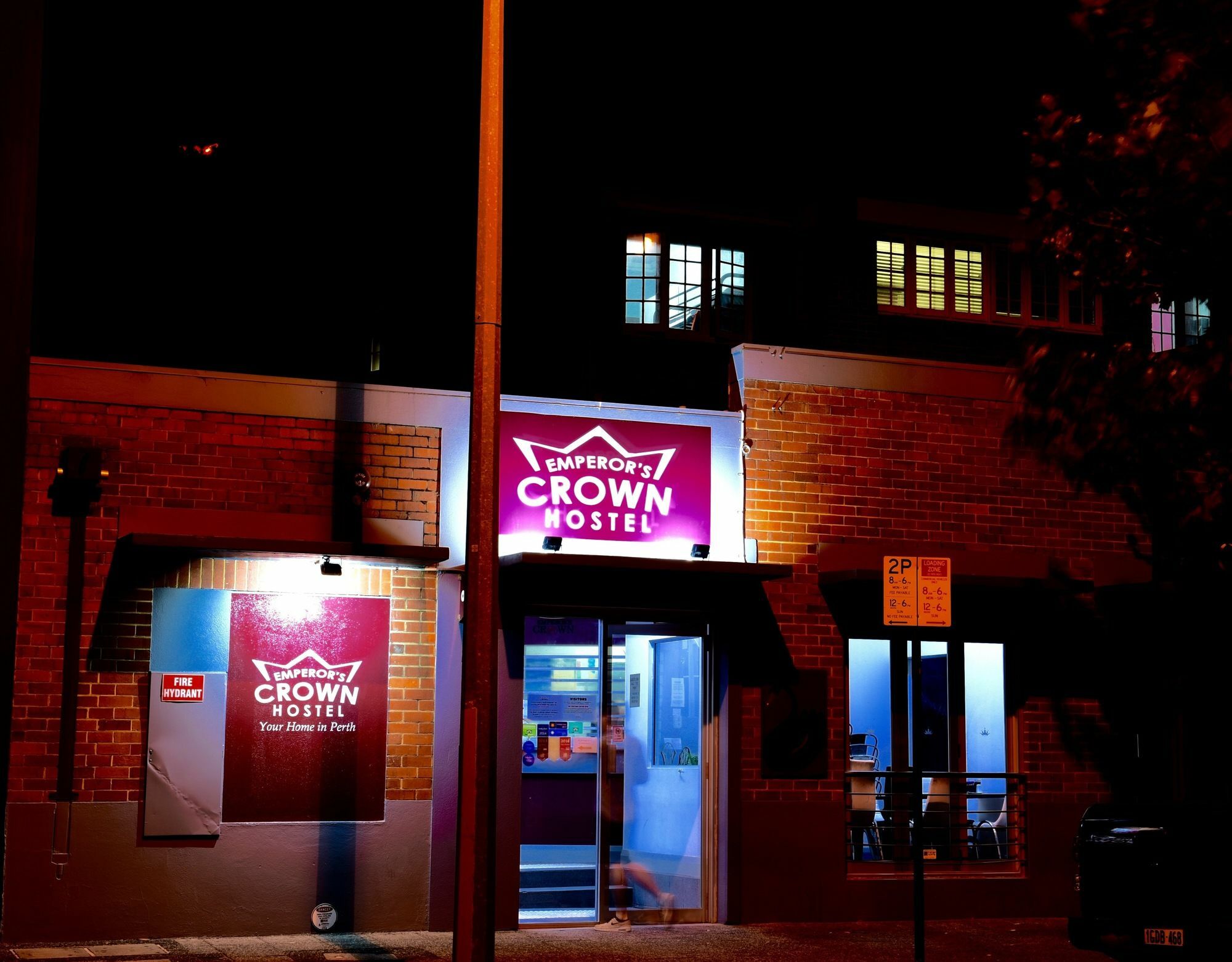 The Emperors Crown Hostel Perth Exteriér fotografie
